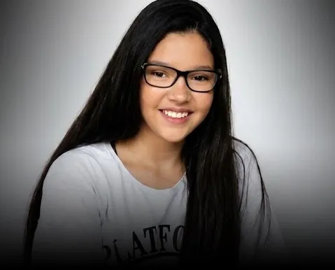 Jovem de 20 anos é encontrada morta na garagem de casa na Bahia - Imagem