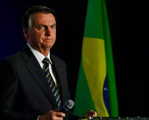 Liberdade de Bolsonaro vira bandeira de candidatos a presidente
