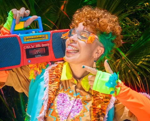 Luana Flores une infância e ancestralidade em seu novo álbum