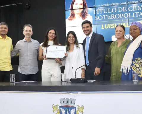 Luisi Valadão recebe título de cidadã soteropolitana - Imagem