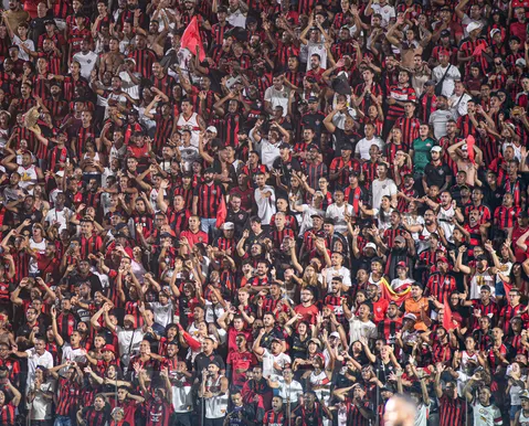 Mandante forte, Vitória terá Barradão cheio contra o Botafogo
