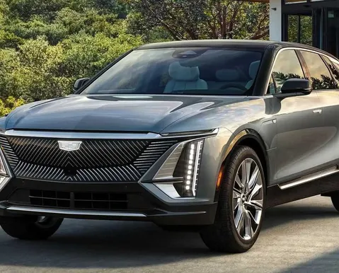 Marca de carros de luxo chega ao Brasil com três modelos elétricos; veja preços