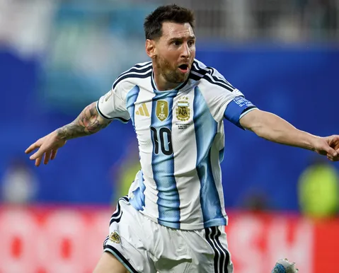Messi chora após gol contra Argélia na Copa do Mundo; entenda o motivo