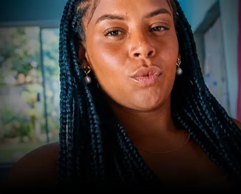 Mulher é executada com mais de 15 tiros na frente da filha na Bahia