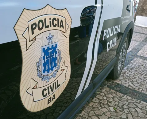 Mulher é presa suspeita de atear fogo e matar ex-companheiro