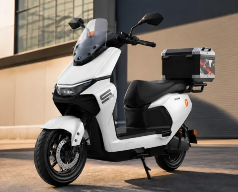 Nova scooter elétrica alcança 170 km de autonomia por carga
