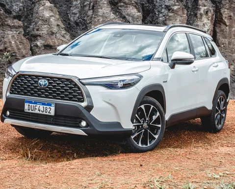 Novo Corolla Cross terá estreia com mais lugares e tecnologia de ponta