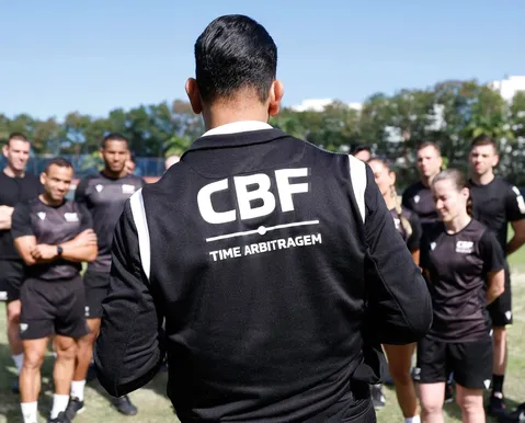 O plano da CBF para revolucionar arbitragem a partir de ex-jogadores