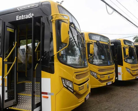 Obras na Ribeira alteram itinerários de ônibus a partir de segunda-feira
