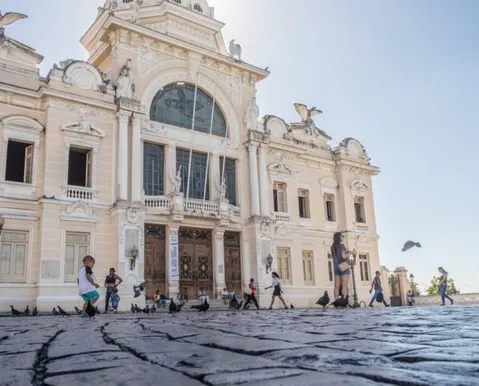 Palácio Rio Branco vai virar hotel de luxo no Centro Histórico de Salvador