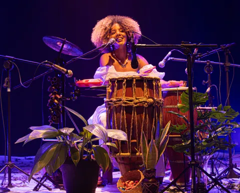 Performance une poesia e tambores em três espaços culturais da Bahia - Imagem