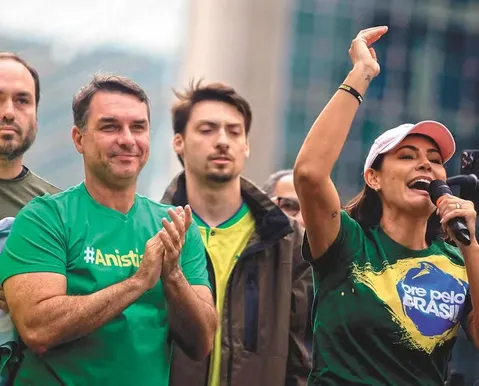 PL fala sobre candidatura de Michelle Bolsonaro após crise de Flávio