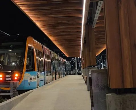 População não vai pagar para usar o VLT de Salvador até dezembro - Imagem