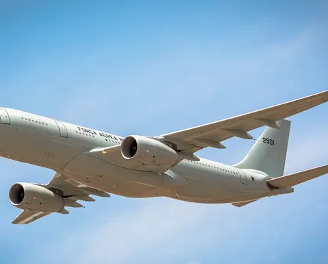 Power bank em mala faz avião mudar rota e interromper voo - Imagem