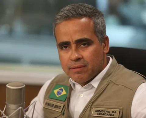 Quem é o ex-ministro baiano de Bolsonaro que recebeu R$ 11 mi do Master