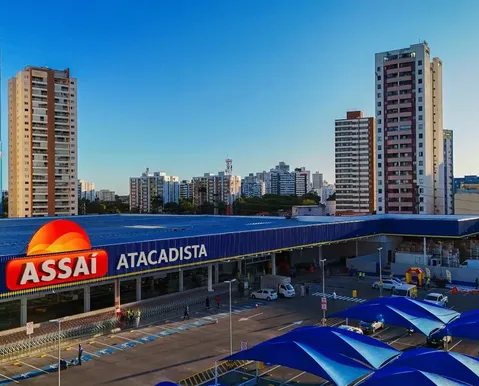 Rede de supermercados abre cerca de 145 vagas de emprego na Bahia