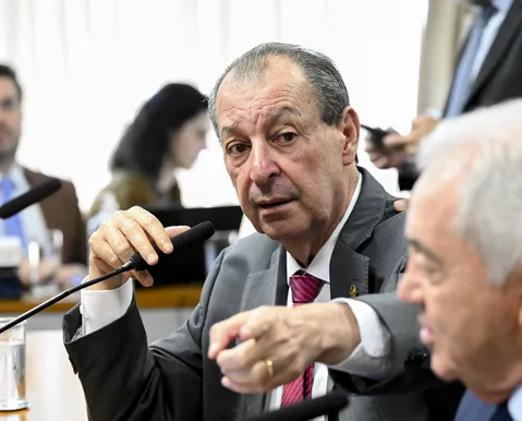 Relator do fim da escala 6x1 quer entregar parecer nesta quinta (27)