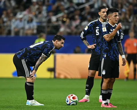 River Plate faz contratação mais cara da história por craque argentino