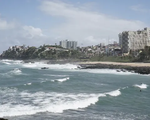 Salvador tem 14 praias impróprias para banho neste fim de semana; veja quais - Imagem