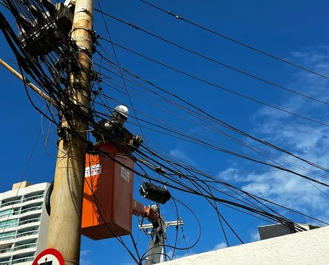 Seis bairros de Salvador ficam sem energia nesta quarta; veja lista