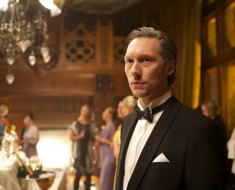 Série da Netflix com 9 episódios e muito mistério para domingo (12/07)