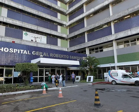 Sesab garante atendimento no Roberto Santos e aumento de 30% a médicos