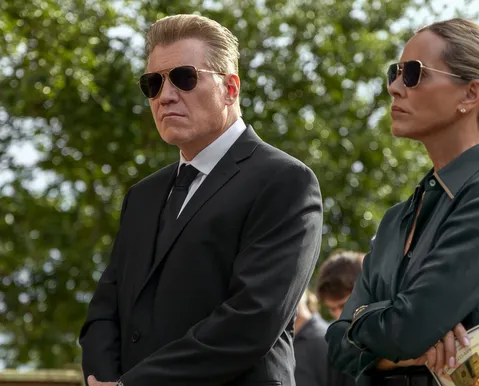 Só 8 episódios: série esquecida da Netflix vai explodir sua mente hoje