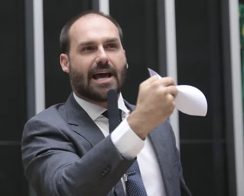 STF decide data do julgamento de Eduardo Bolsonaro por coação; confira - Imagem
