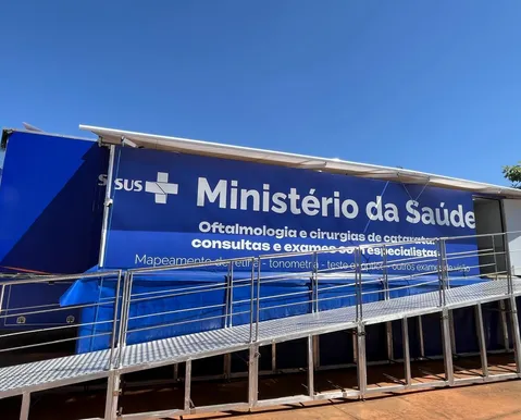 Superintendente do Ministério da Saúde visita Carreta da Saúde da Mulher em Itabuna