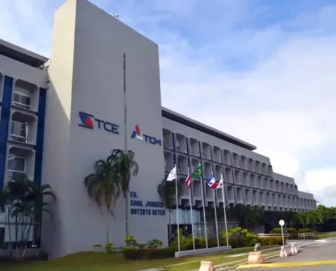 TCM investiga 1,5 mil contratações suspeitas em 11 cidades da Bahia - Imagem