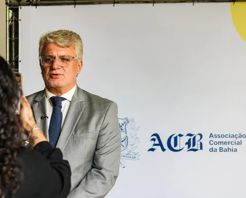 "Temos que arrumar a casa para receber visitas", diz Davidson Botelho