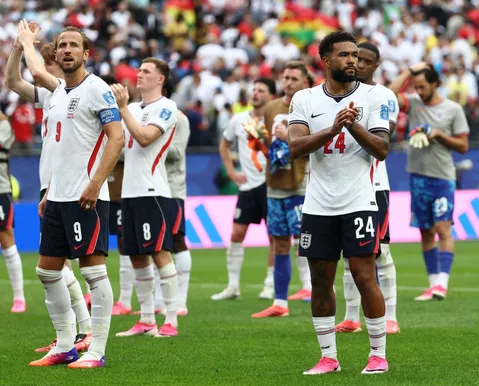 Titular da Inglaterra sofre lesão e pode ficar fora da Copa do Mundo