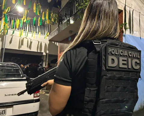 Três são presos em ação contra grupo que causou prejuízo de R$ 100 mil em Salvador