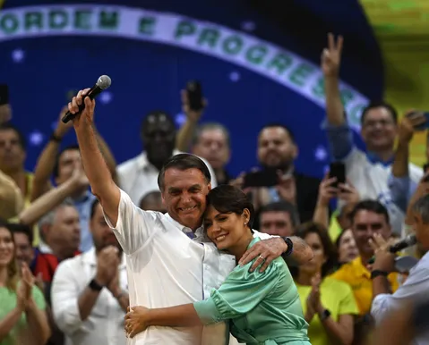 Vídeo de Michelle Bolsonaro contra Flávio reabre ferida dentro do bolsonarismo - Imagem