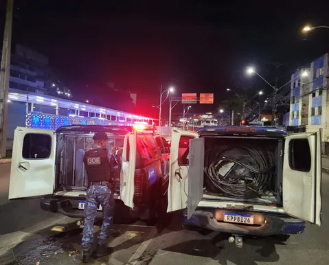 VÍDEO: Trio é preso por furto de cabos elétricos em Salvador