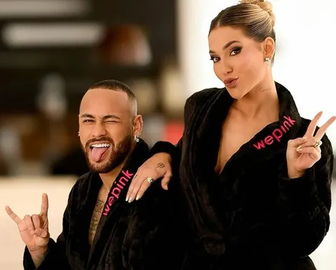 Virginia compra apartamento de luxo em prédio de Neymar