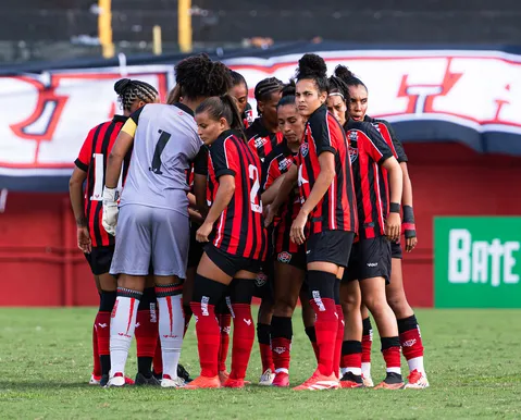 Vitória não depende só de si para evitar rebaixamento no Feminino