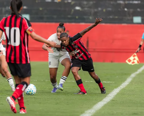 Vitória vence o Botafogo e deixa o Z-2 do Brasileirão Feminino