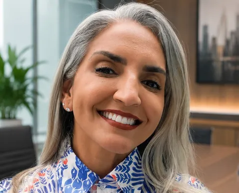Voto feminino chega a 53% do eleitorado baiano mas mulheres são minoria no poder