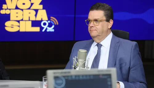 "A gente nunca aprovou tantos benefícios na história do INSS", diz ministro da Previdência