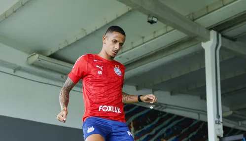 Após susto, Juba viaja e pode ser surpresa do Bahia contra a Chape