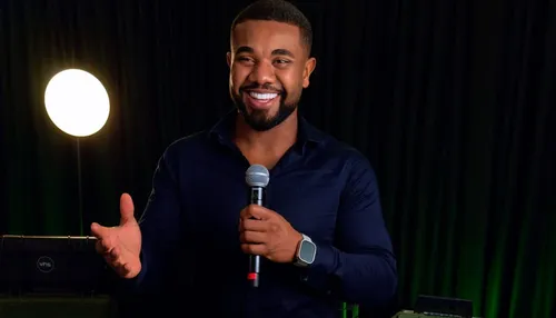 Davi Brito denuncia calote de equipe de reality show