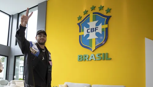 Edema tira Neymar do primeiro treino do Brasil antes da Copa do Mundo
