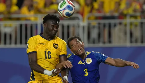 Ex-Vitória entra no fim e estreia na Copa do Mundo; confira