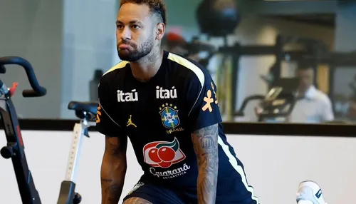 Lesionado, Neymar acompanha delegação do Brasil para estreia na Copa