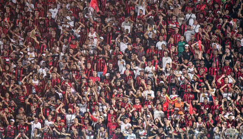 Mandante forte, Vitória terá Barradão cheio contra o Botafogo