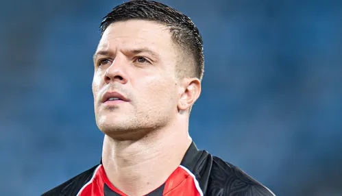 "Me mandaram embora": Kayzer rebate torcida do Fortaleza após final