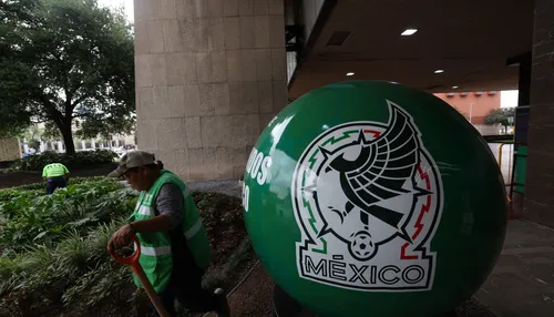 Tempestade ameaça jogo de abertura da Copa do Mundo no México