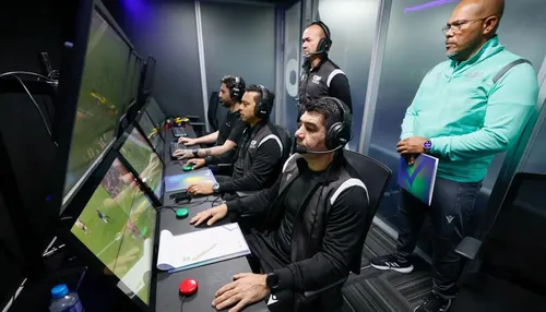 VAR no Brasileirão agora vai poder revisar o segundo cartão amarelo