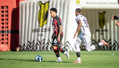 Vitória x Botafogo: onde assistir, escalações, palpites e arbitragem